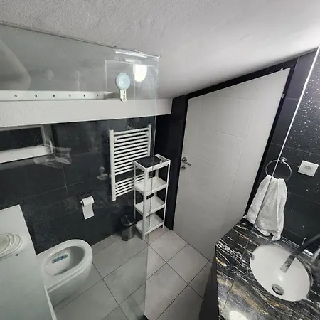 Professor's Krunska Studio Apartment Belgrade